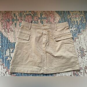 GAP Khaki Skirt with Pockets